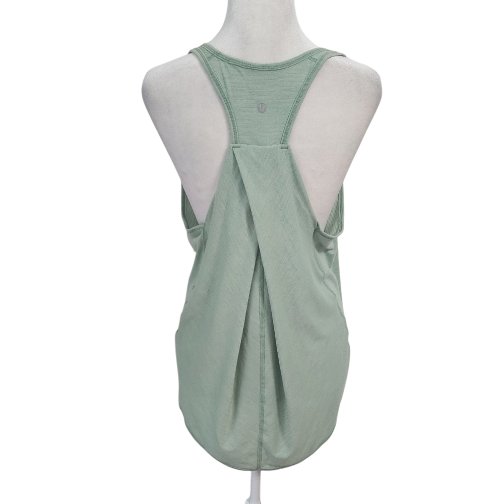 Euc Lululemon Essential Exercise Workout Tank In … - image 7